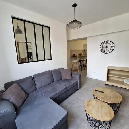 Chambre Privée - Béranger #1 *